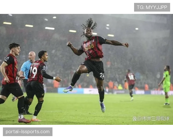 多支球队考察比利时新星，英超球云集现场