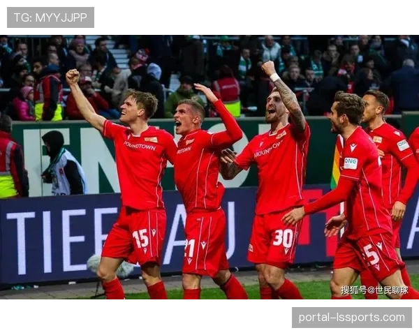 莱比锡1-3不敌柏林联合，落后拜仁8分位列第二。