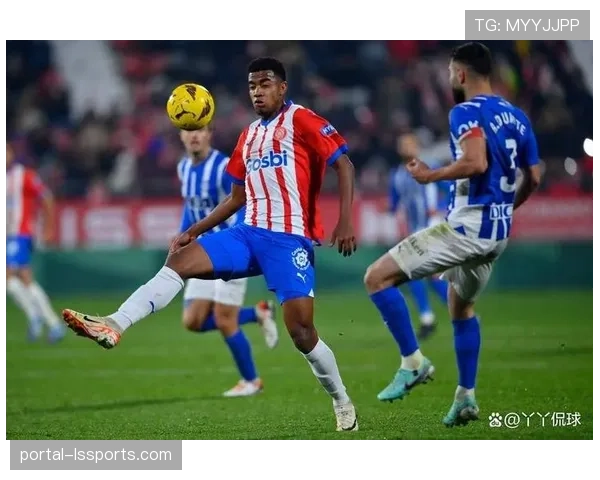 阿拉维斯2-2赫罗纳，博耶梅开二度助主队第89分钟绝平